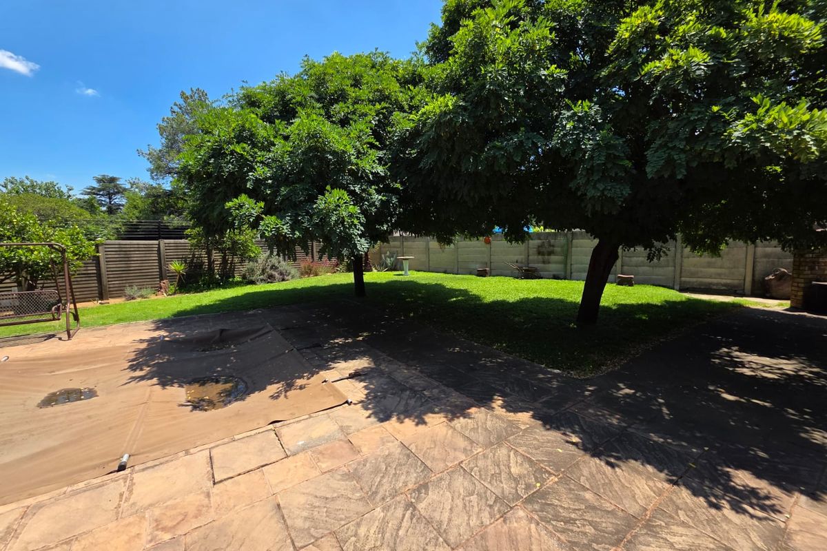 Beautiful 3-Bedroom House for Sale in Sasolburg! - Photo 3