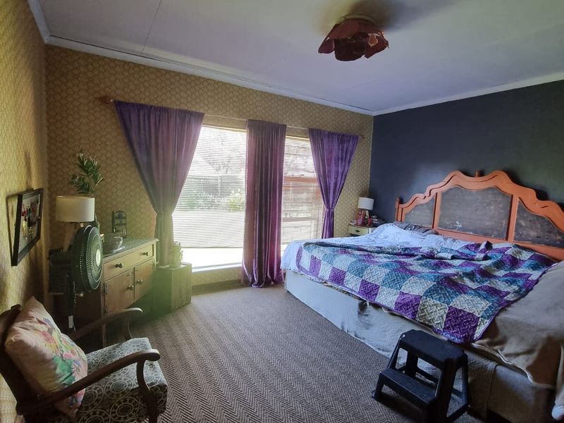 Beautiful Family Home for Sale in Sasolburg - Photo 6