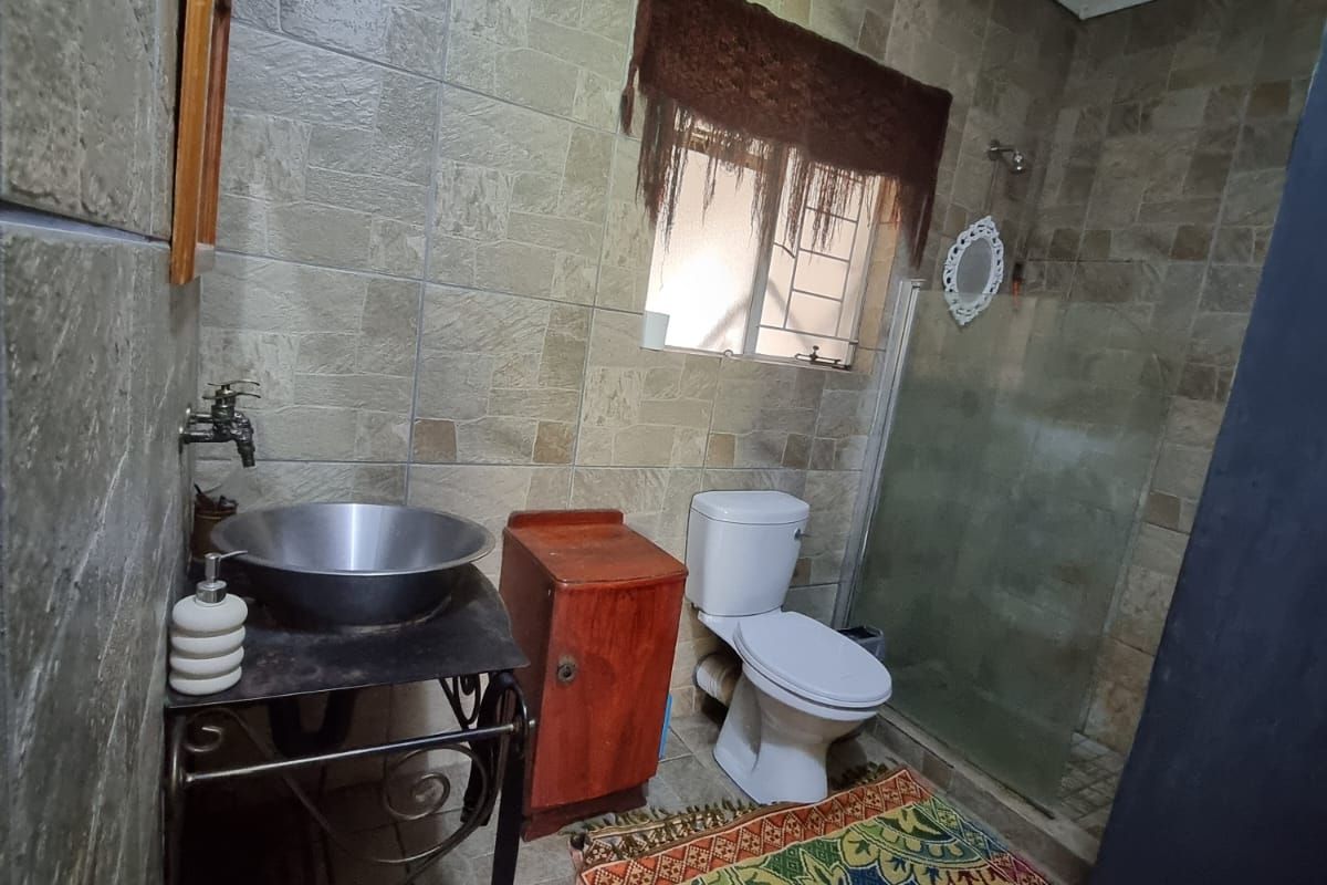 Beautiful Family Home for Sale in Sasolburg - Photo 5