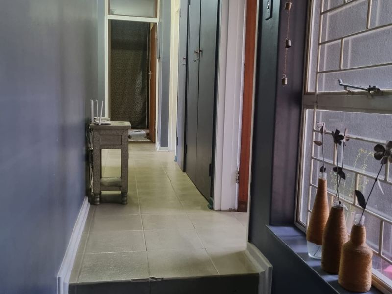 Beautiful Family Home for Sale in Sasolburg - Photo 4