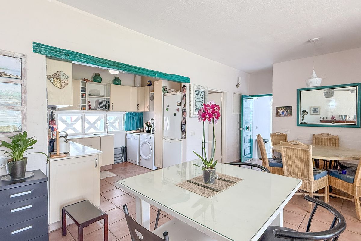 SOUGHT AFTER SANTORINI APARTMENT AT THOMPSONS BAY - Photo 5