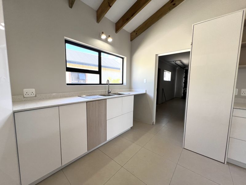 Family Home on Green Belt - Photo 5