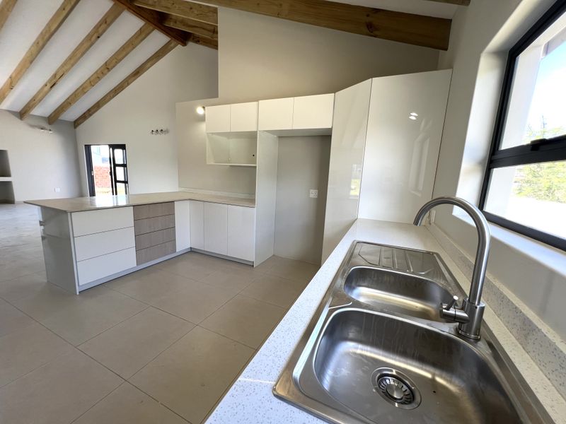 Family Home on Green Belt - Photo 7