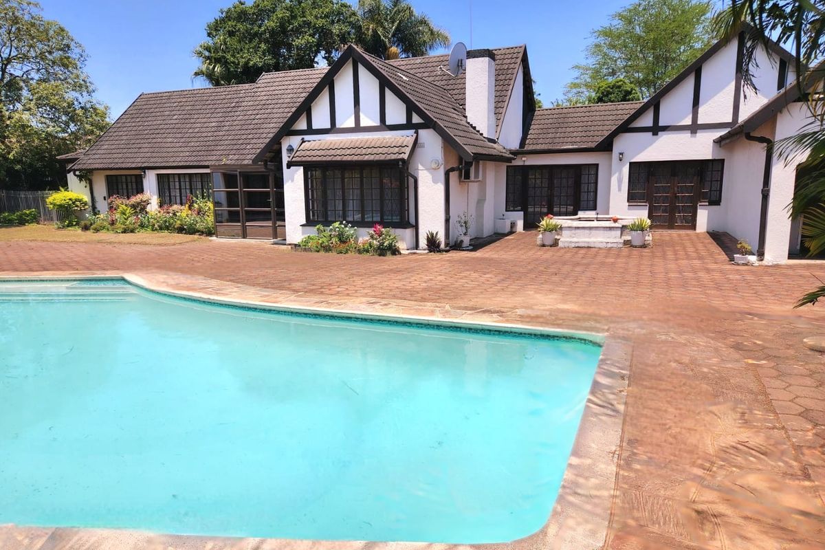 5 Bedroom Family Home - Photo 2