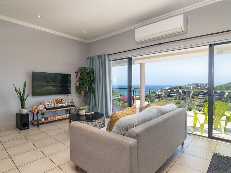 Well-presented and spacious apartment boasting panoramic sea views, ideally positioned!!! - Photo 3