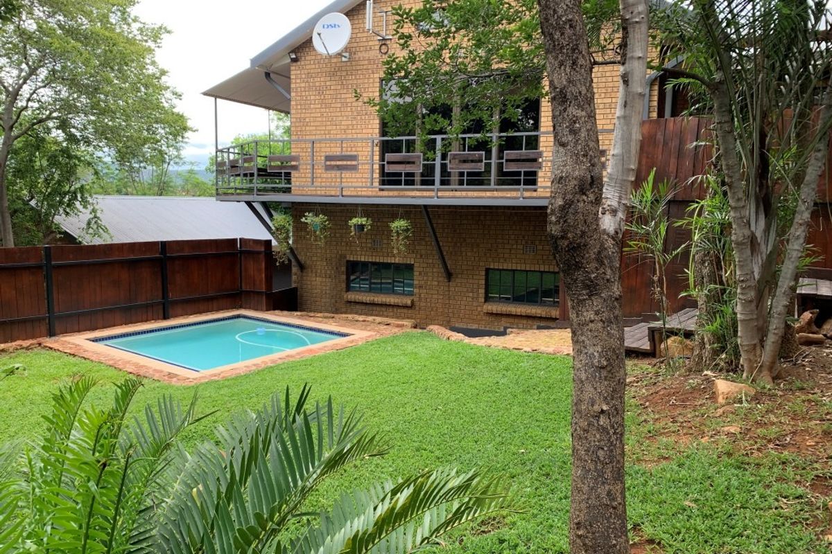 Elevated Bushveld Living with Panoramic Mountain Views – Kranspoort Vakansiedorp - Photo 4