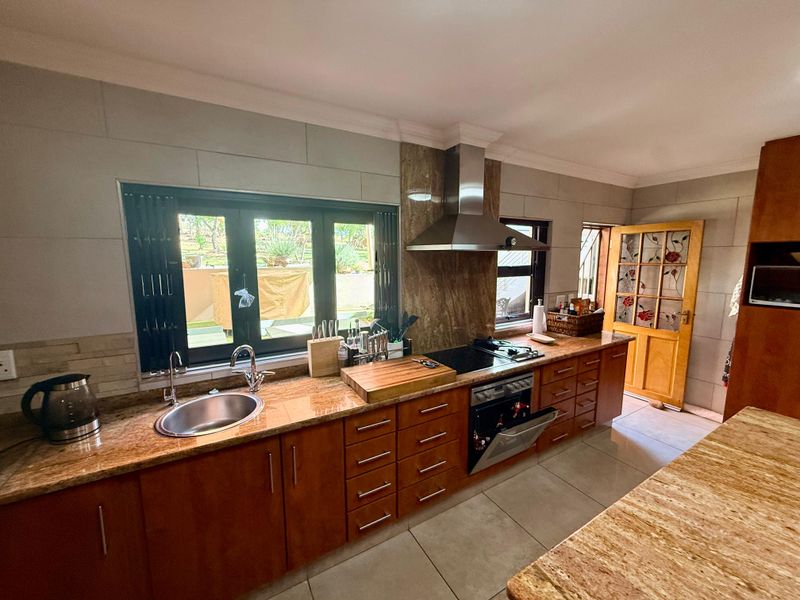 Stunning Modern Family Home with Granny Flat in Secure Meyerton Complex - Photo 6