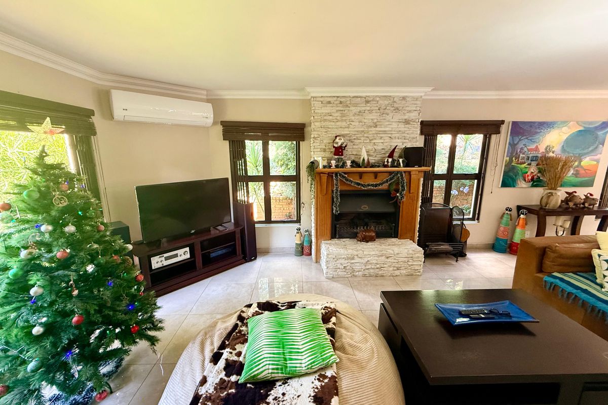 Stunning Modern Family Home with Granny Flat in Secure Meyerton Complex - Photo 5