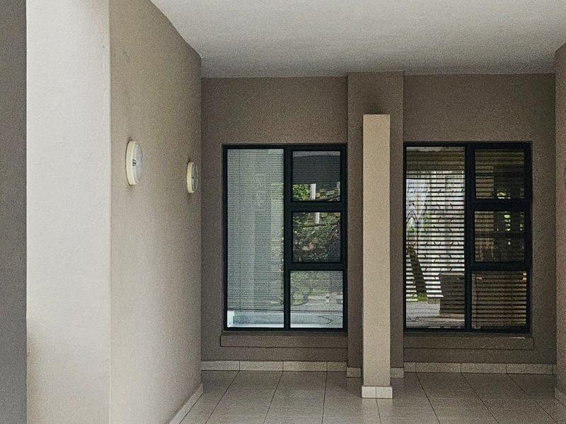 Palm Lakes townhouse investment - Photo 5