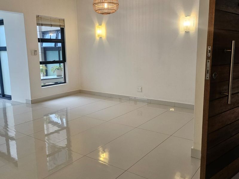 Palm Lakes townhouse investment - Photo 6