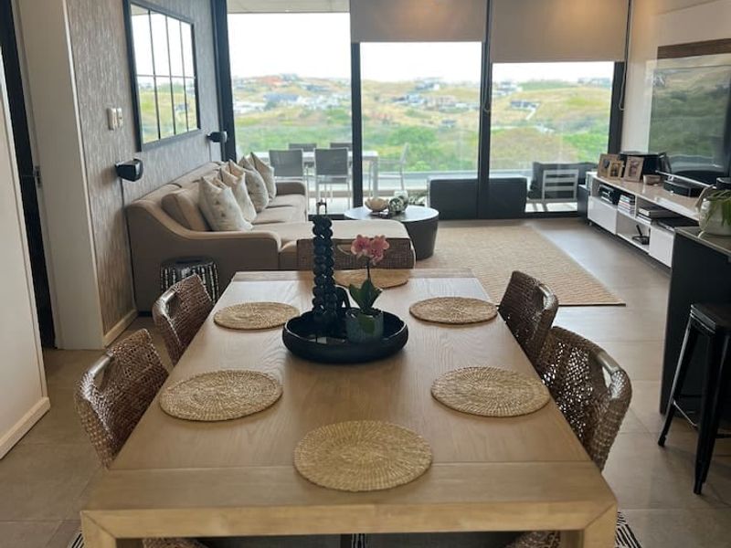 Luxurious 2 bedroom Apartment in Elaleni Coastal Forest Estate - Photo 3