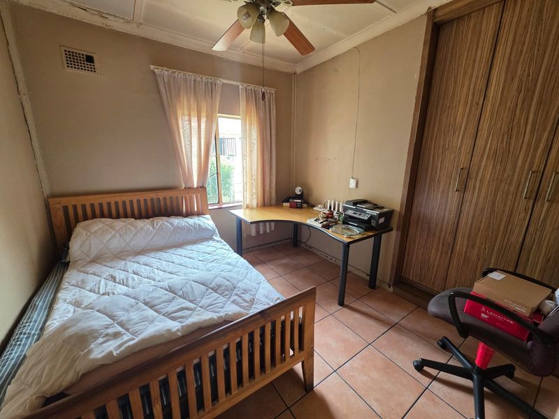 House for Sale in CW6 – Great Potential! - Photo 10