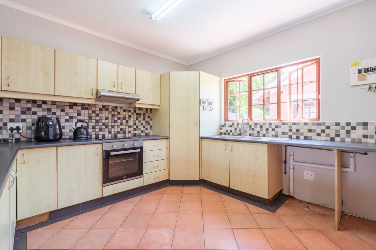 Sea Views, Serious Space & Ultimate Entertaining – This One Has It All! Ballito - Photo 5