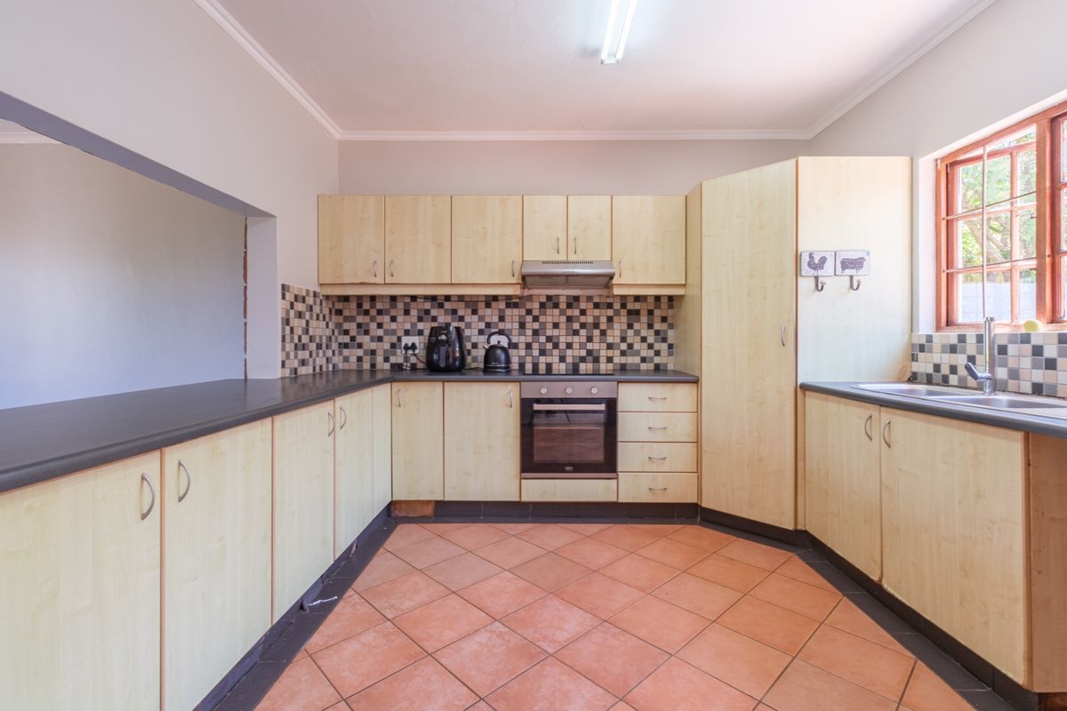 Sea Views, Serious Space & Ultimate Entertaining – This One Has It All! Ballito - Photo 4