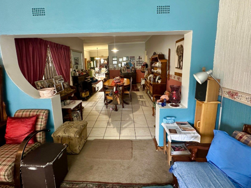 Spacious Family Home with Conversion Potential in Parkrand - Photo 9