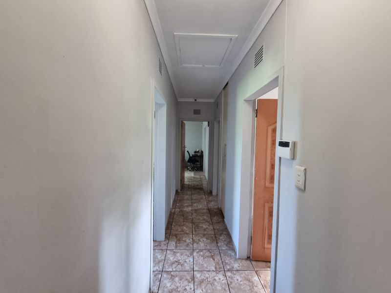 Beautiful house for Rental - Photo 8