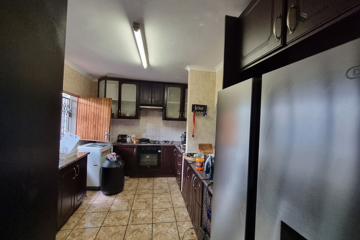 Beautiful house for Rental - Photo 2
