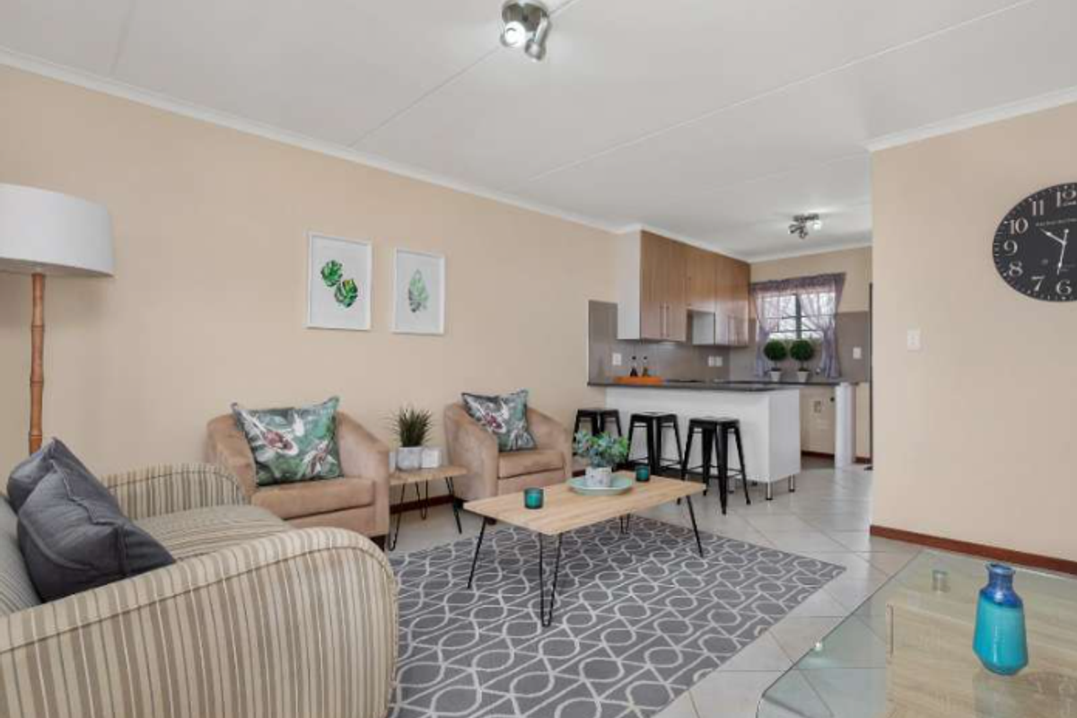 Modern 2 Bedroom Apartment for Sale in Sagewood, Midrand - Photo 3