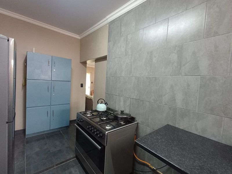 Excellent Investment Opportunity – Property for Sale in Vaalpark! - Photo 6