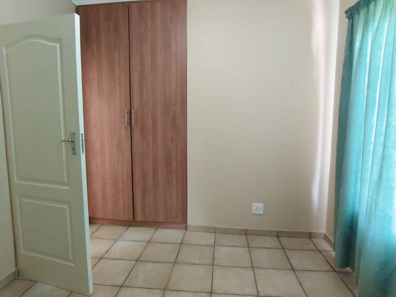 Neat as a Pin pet friendly townhouse  For Sale – Sasolburg. - Photo 7