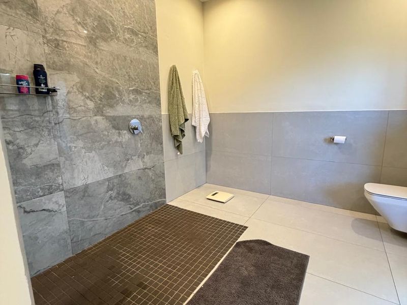 Luxury Modern Home with Golf, Dam & Ocean Views | Zimbali - Photo 9