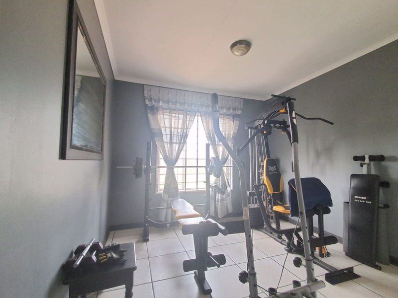 Newly renovated 3 bedroom family home in Riversdale Meyerton. Ideal for a starter family. - Photo 6