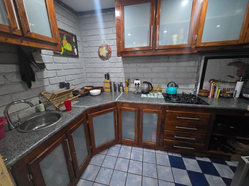 Beautiful 2-Bedroom House for Sale in Vaaloewer - Photo 9