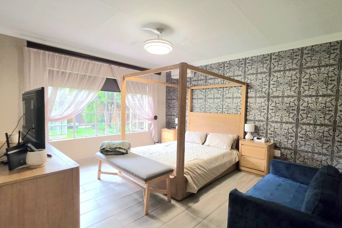 Modern Face Brick Family Home with Flatlet | Corner Stand | Three Rivers Proper. - Photo 3