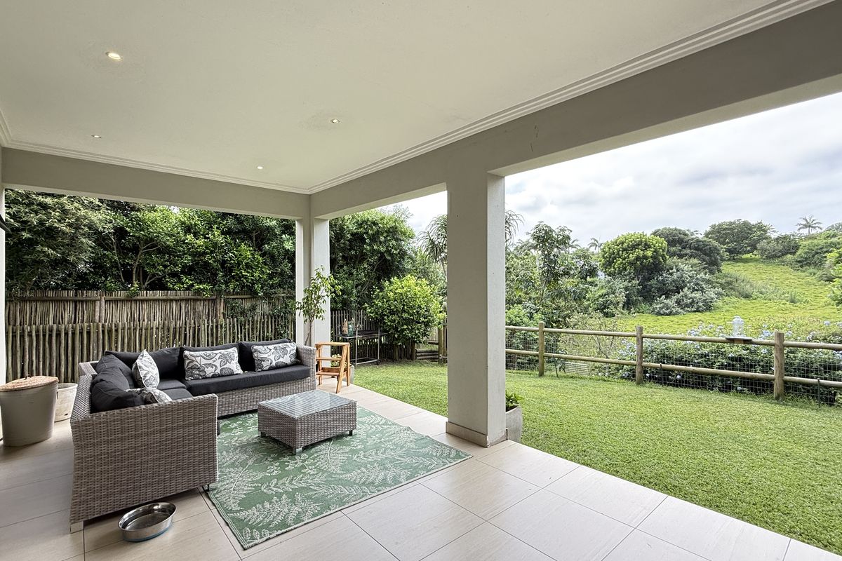 Spacious Family Home - Photo 4