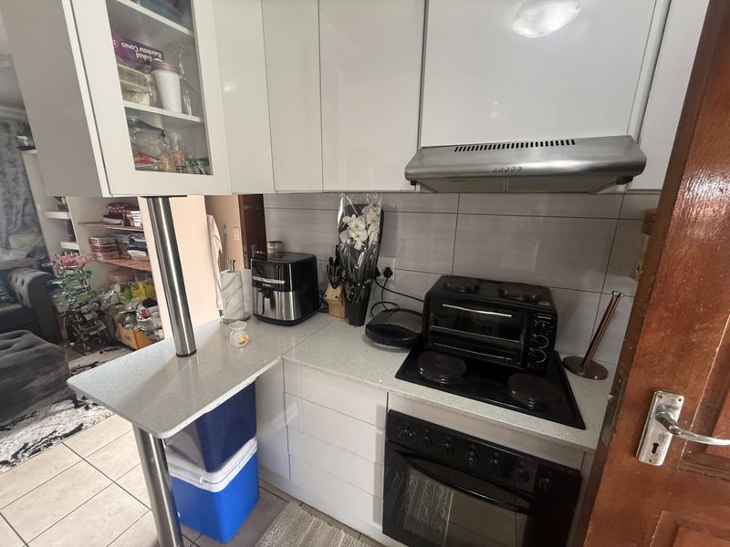 3 bedroom house for sale in Thatch Hill Estate - Photo 8