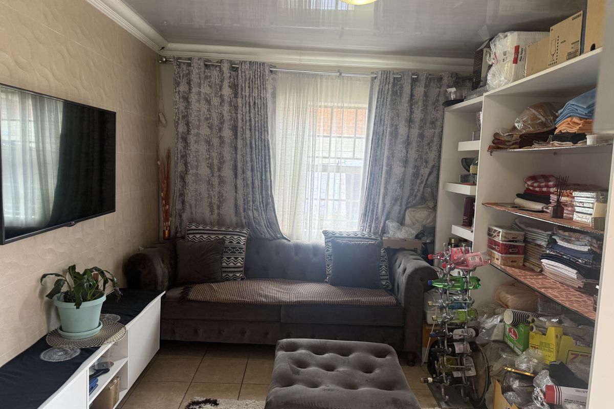 3 bedroom house for sale in Thatch Hill Estate - Photo 3