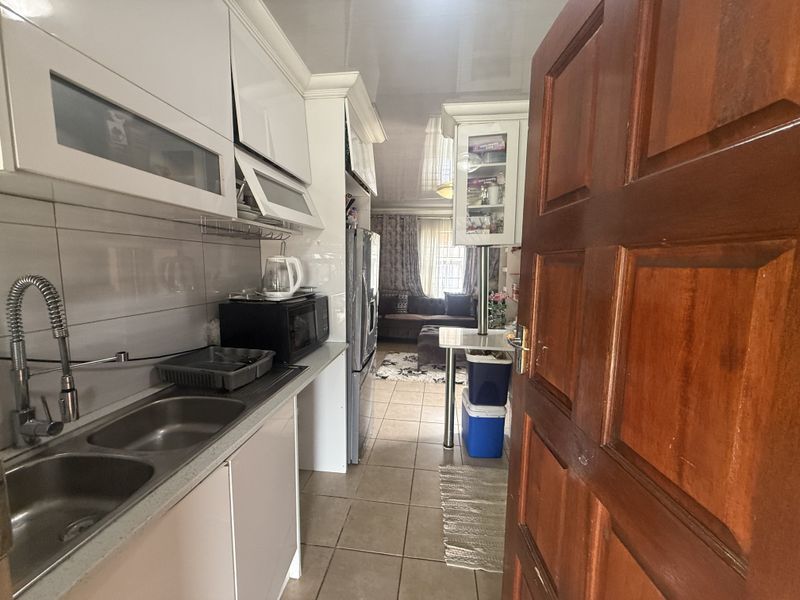 3 bedroom house for sale in Thatch Hill Estate - Photo 5