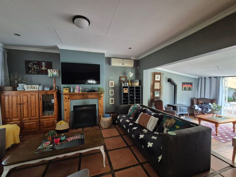 !Peaceful and Quiet Secured Area! - Photo 3