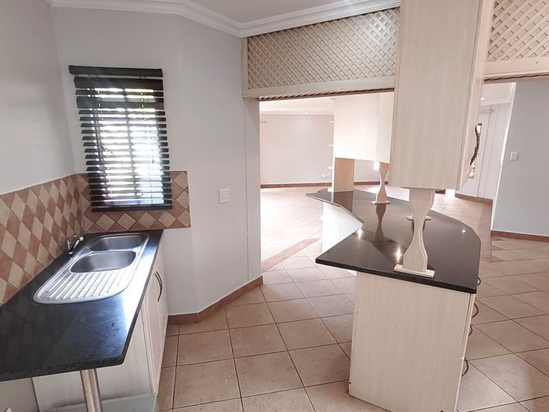 Complete 3 Bedroom House Montana - Photo 10