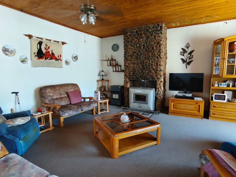 Stunning Family Home with Endless Potential – Quiet Area, Sasolburg - Photo 7