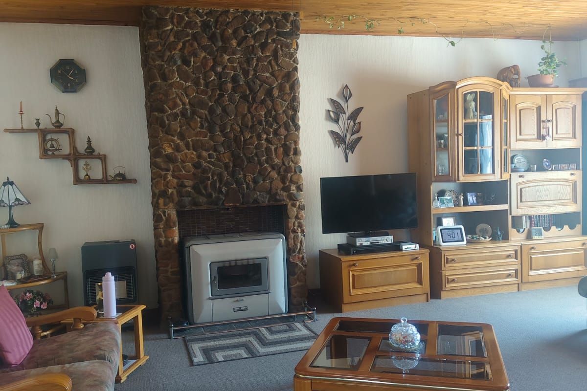 Stunning Family Home with Endless Potential – Quiet Area, Sasolburg - Photo 5