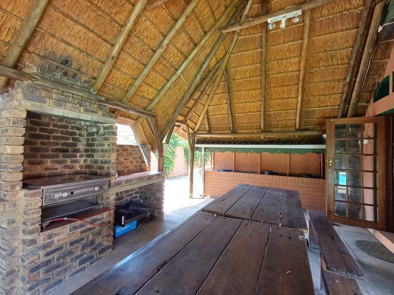 Big Family Home In Sasolburg Up For Grabs. - Photo 7