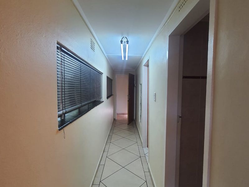 Property New To The Market SW 1 Selling At A Give Away Price. - Photo 10