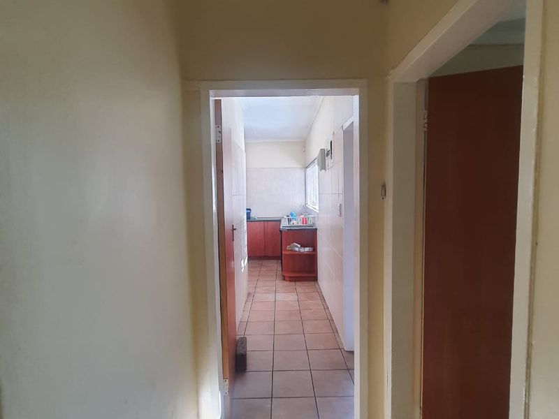 Property New To The Market SW 1 Selling At A Give Away Price. - Photo 5