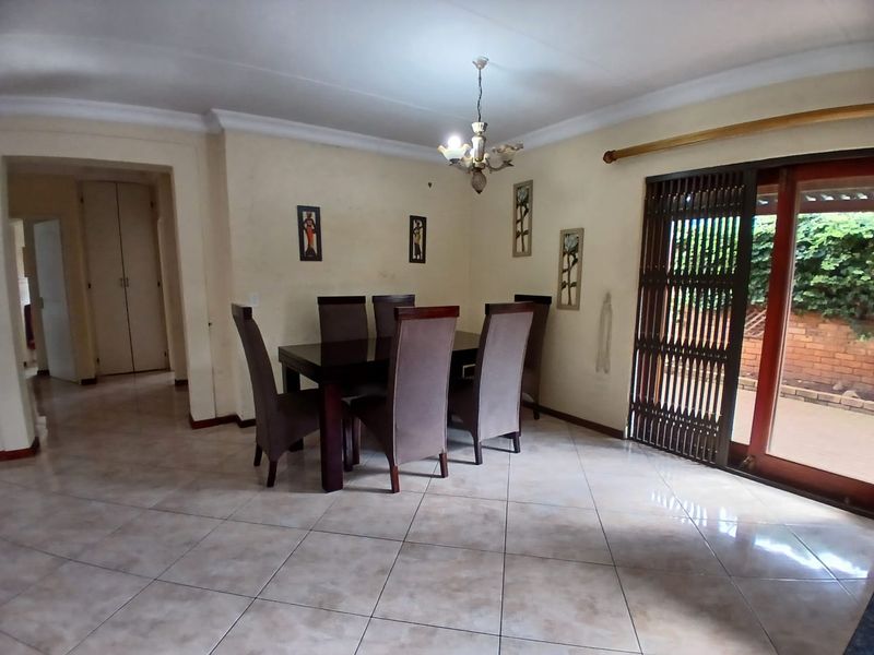 3 Bedroom House for Sale in New State Area - Photo 9