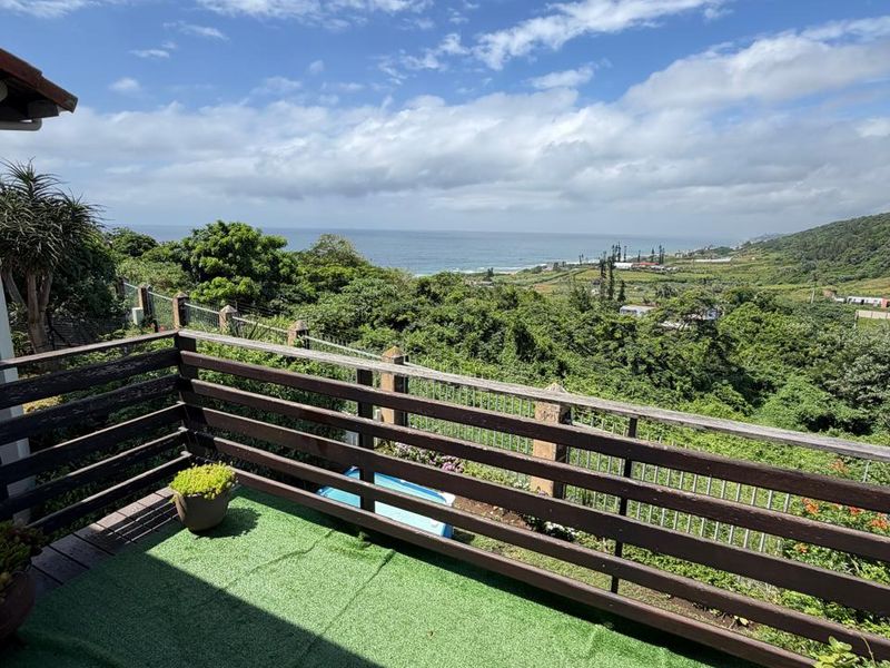 Wake up to the ocean – every single day. - Photo 2