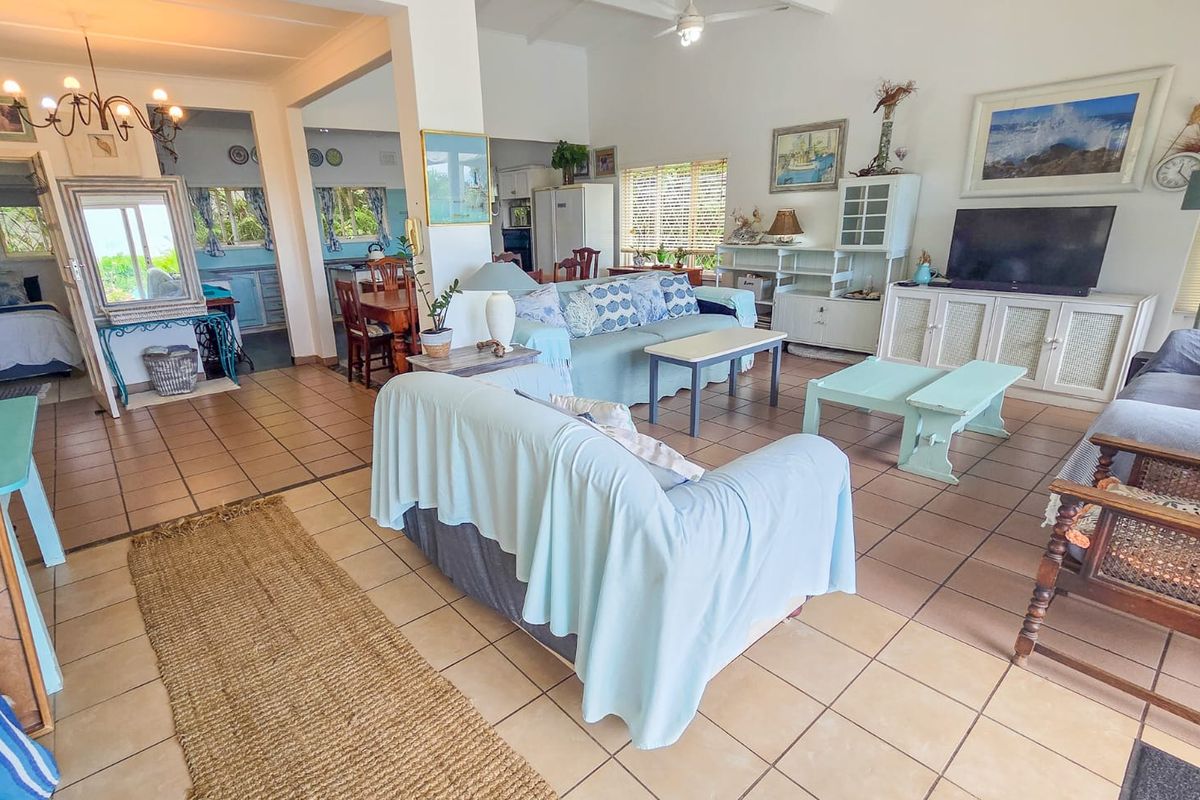 Fully Furnished 5 Bedroom Home for Sale in Southport, Port Shepstone - Photo 4