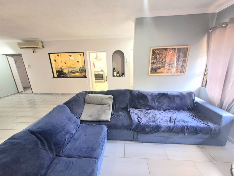 MODERN, SPACIOUS TOWNHOUSE IN SOUGHT-AFTER THREE RIVERS PROPER. - Photo 5