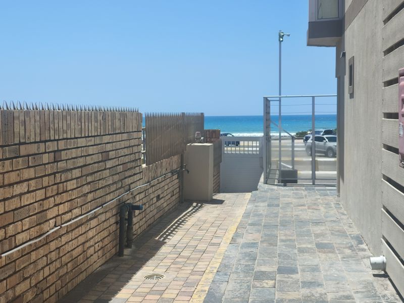 Apartment For Sale In Jeffreys Bay - Photo 3