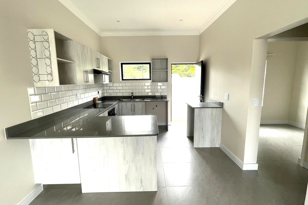 Modern, secure Estate living - Photo 3