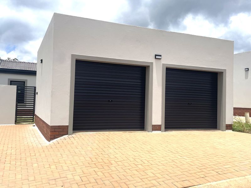 Modern, secure Estate living - Photo 2