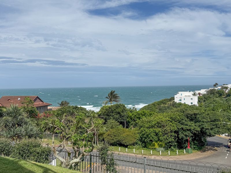 PRIME COASTAL APARTMENT WITH SEA VIEW FOR RENT - Photo 2