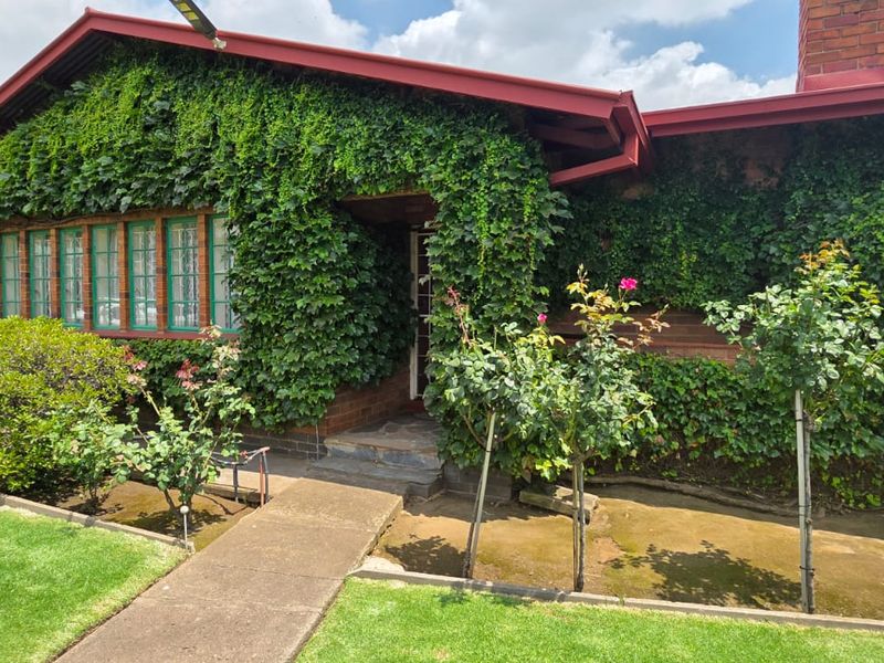 Charming 3-Bedroom Home with Borehole & ALL Furniture Included – CW4. - Photo 2