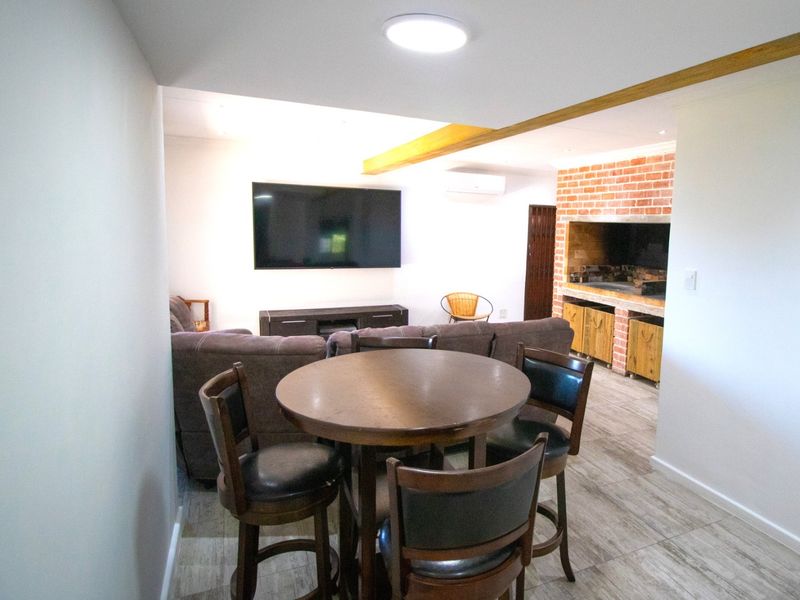 4 Bedroom Home For Sale in Noorsekloof - Photo 10