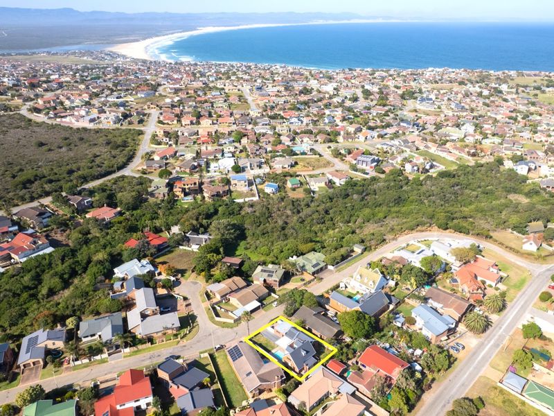 4 Bedroom Home For Sale in Noorsekloof - Photo 6